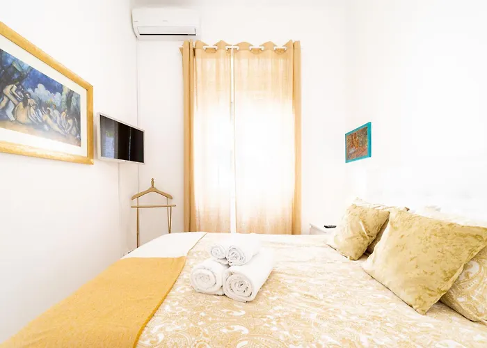 Peaceful 2-bedroom House With Garden At The Heart Of Benfica 度假居 Lisboa