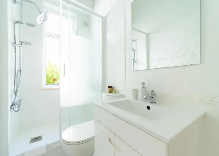 度假居 Peaceful 2-bedroom House With Garden At The Heart Of Benfica *