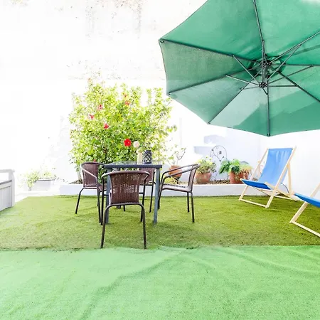 Benfica House In With Pool & Garden