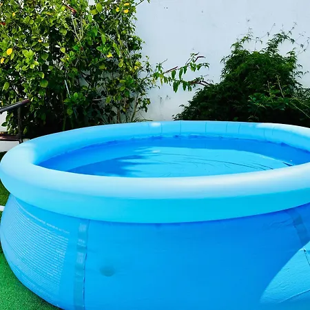 Benfica House In With Pool & Garden Prázdninový dům *
